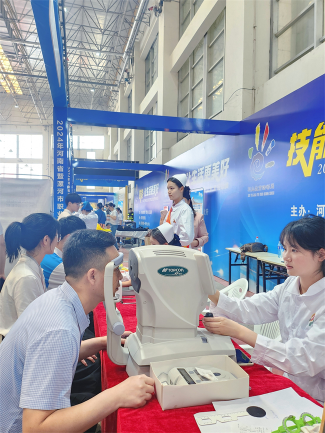 我校参加河南省暨漯河市职业教育活动周(图3)
