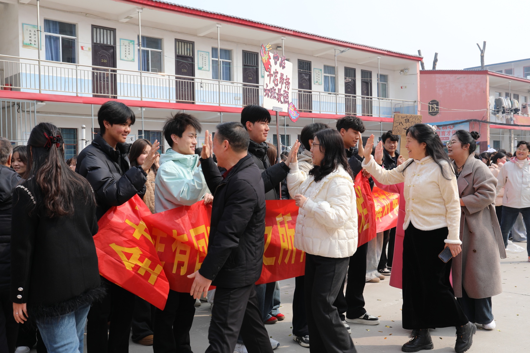 决战高考为梦而战——漯河卫生中等专业学校祝2026年考生金榜题名 未来可期（二）(图5)