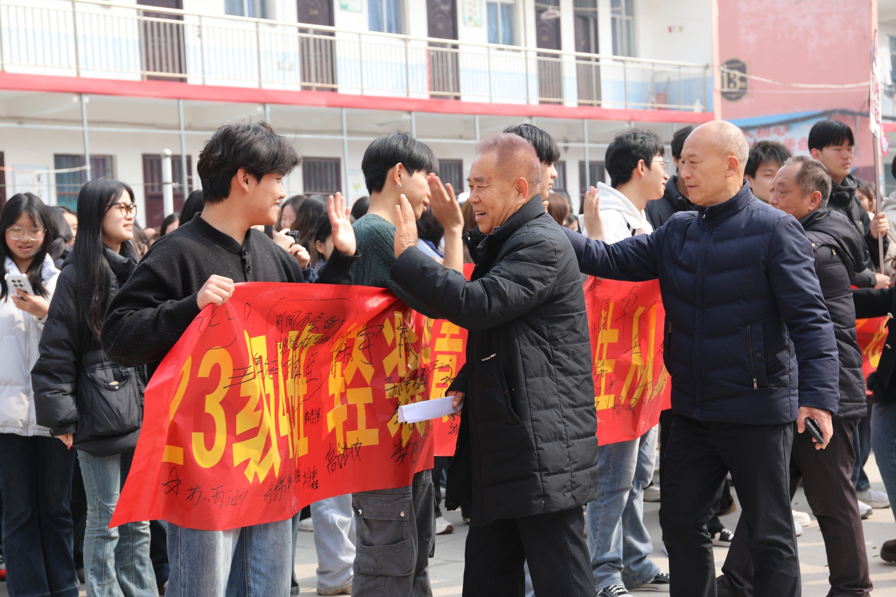 决战高考为梦而战——漯河卫生中等专业学校祝2026年考生金榜题名 未来可期（二）(图8)